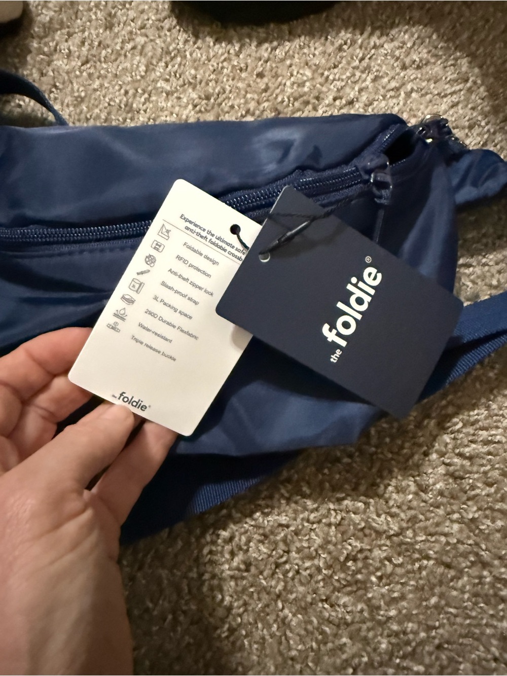 The Foldie Navy Travel Fanny Pack - Compact Hands-Free Waist Bag - Picture 4 of 5